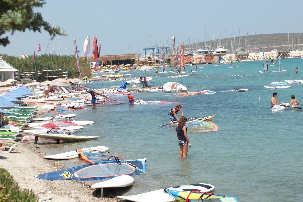 Lapis Port Surf Hotel Alaçatı Esterno foto