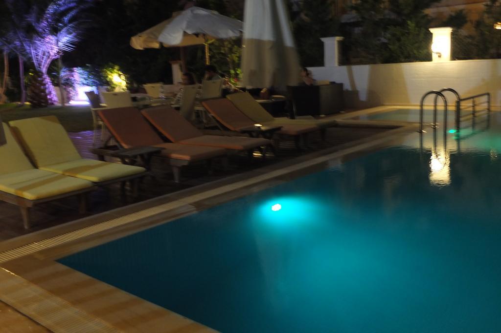 Lapis Port Surf Hotel Alaçatı Esterno foto