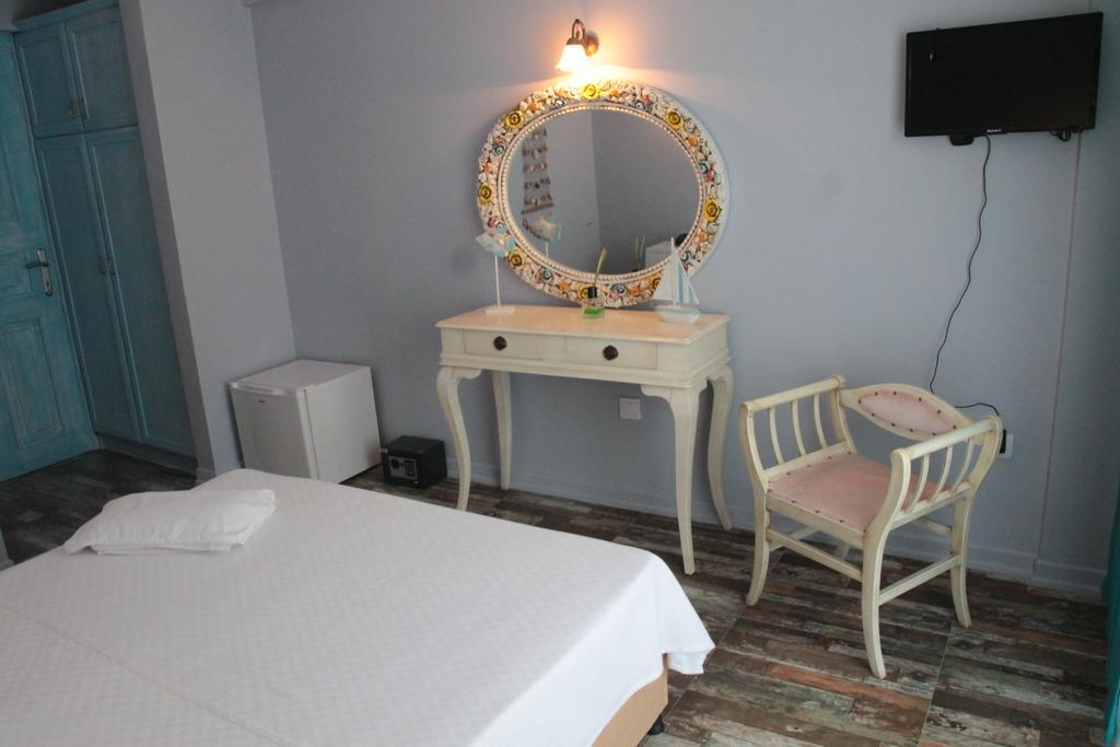 Lapis Port Surf Hotel Alaçatı Esterno foto